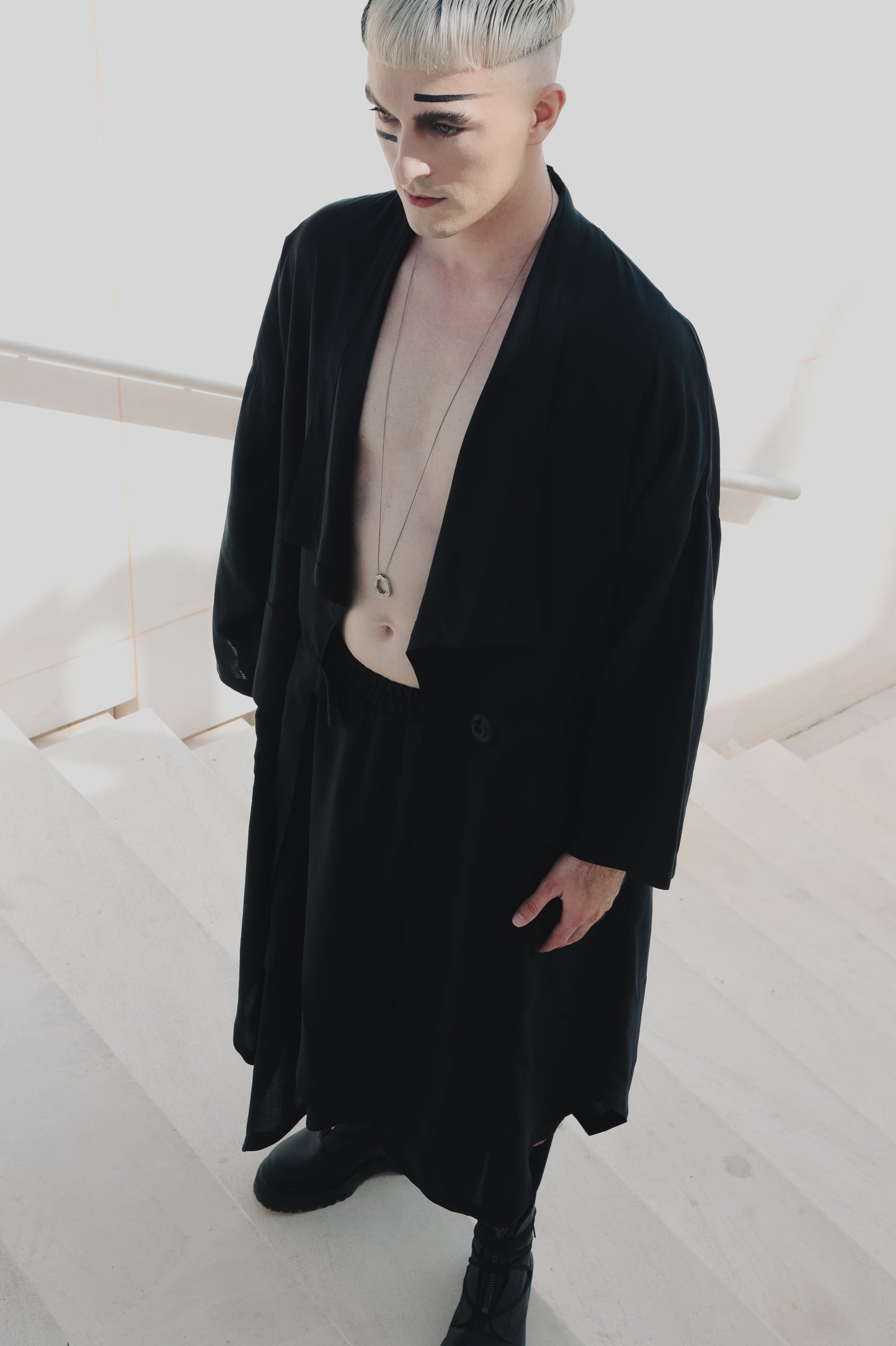 RETRO-FUTURE Kimono gabardina unisex de lino