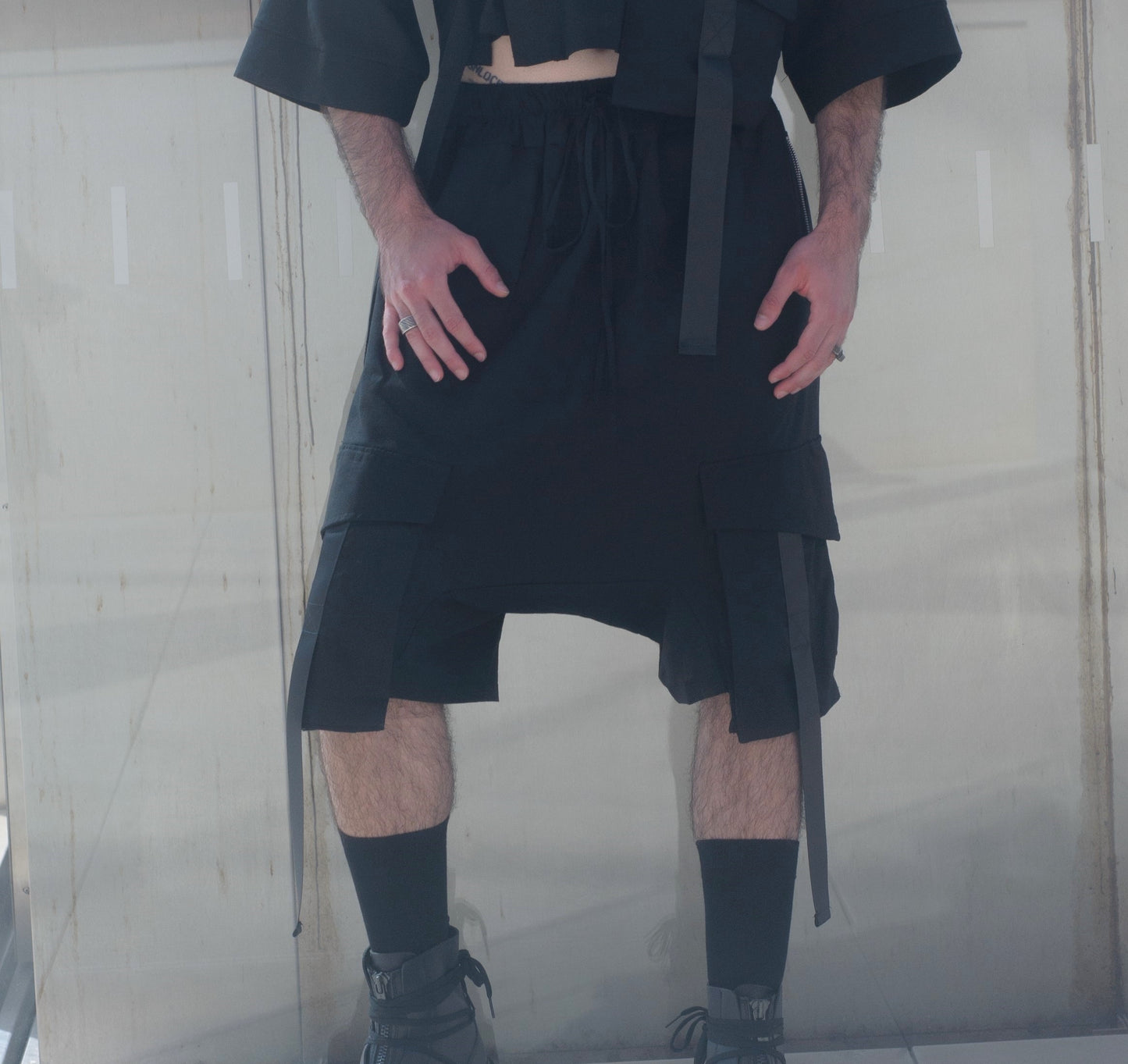 GLITCH Pantalón corto unisex de lino ¡ULTIMAS UNIDADES!