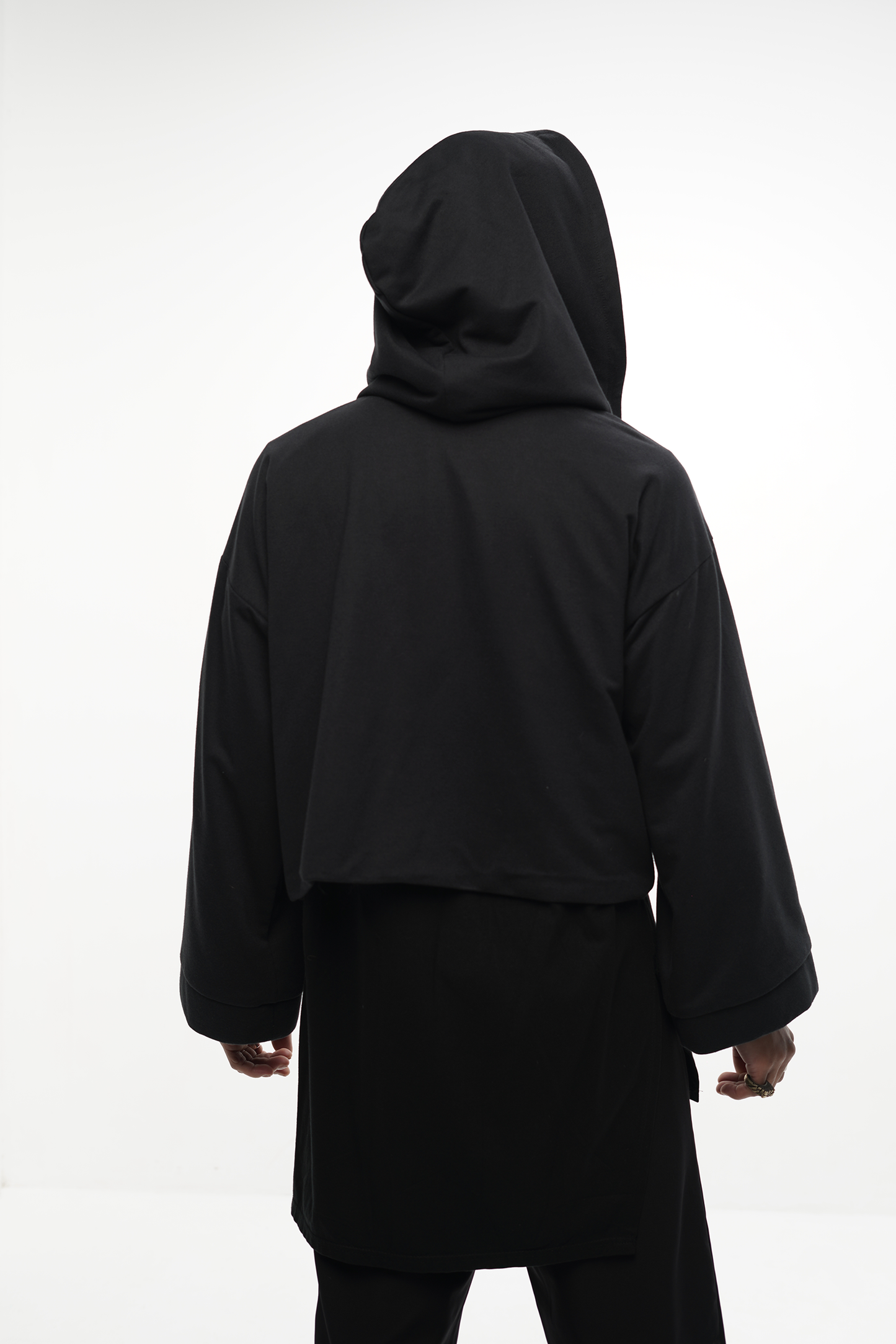 KIMONO CORTO PERCEPTION CAPUCHA