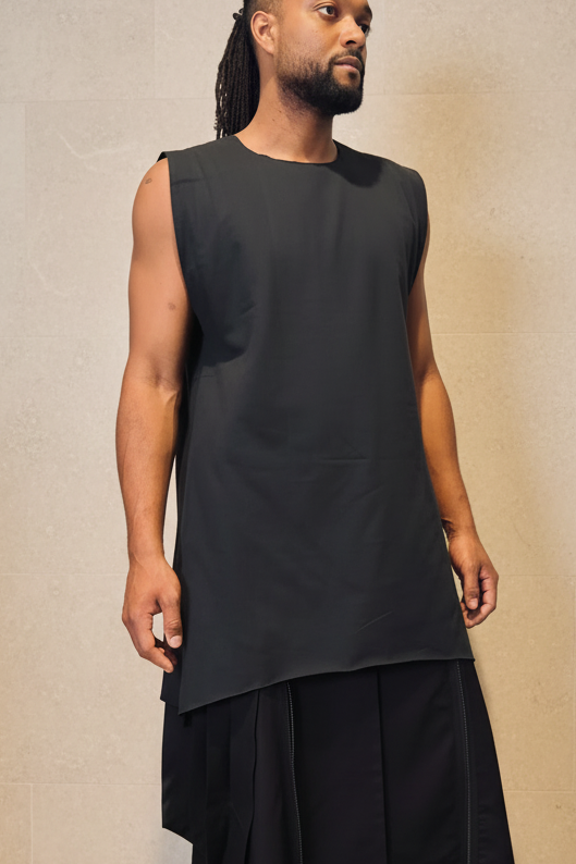 CAMISETA ASIMETRICA SIN MANGA - REI 霊 // GRIS