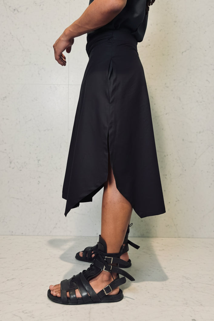 WRAP SKIRT - TAI 体 // LINEN ZIP