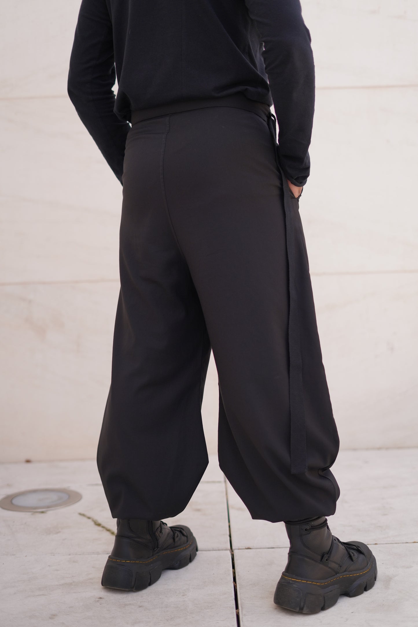 PANTALON AKAMA LARGO - KYŪ (球)