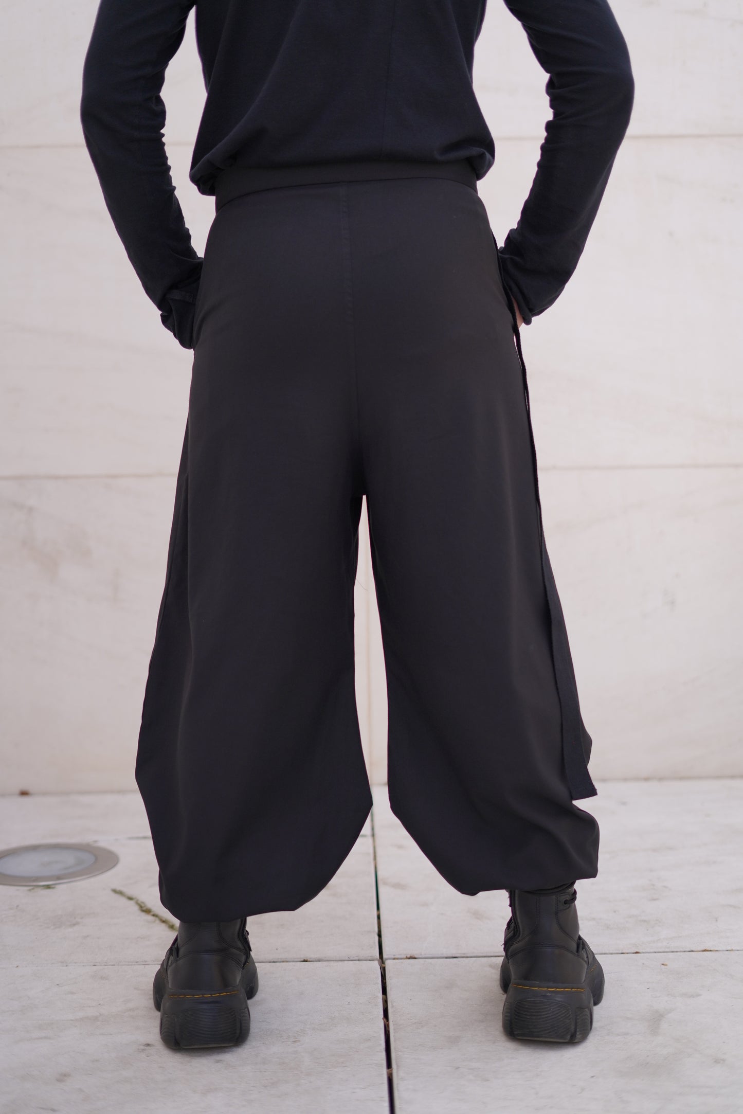 PANTALON AKAMA LARGO - KYŪ (球)