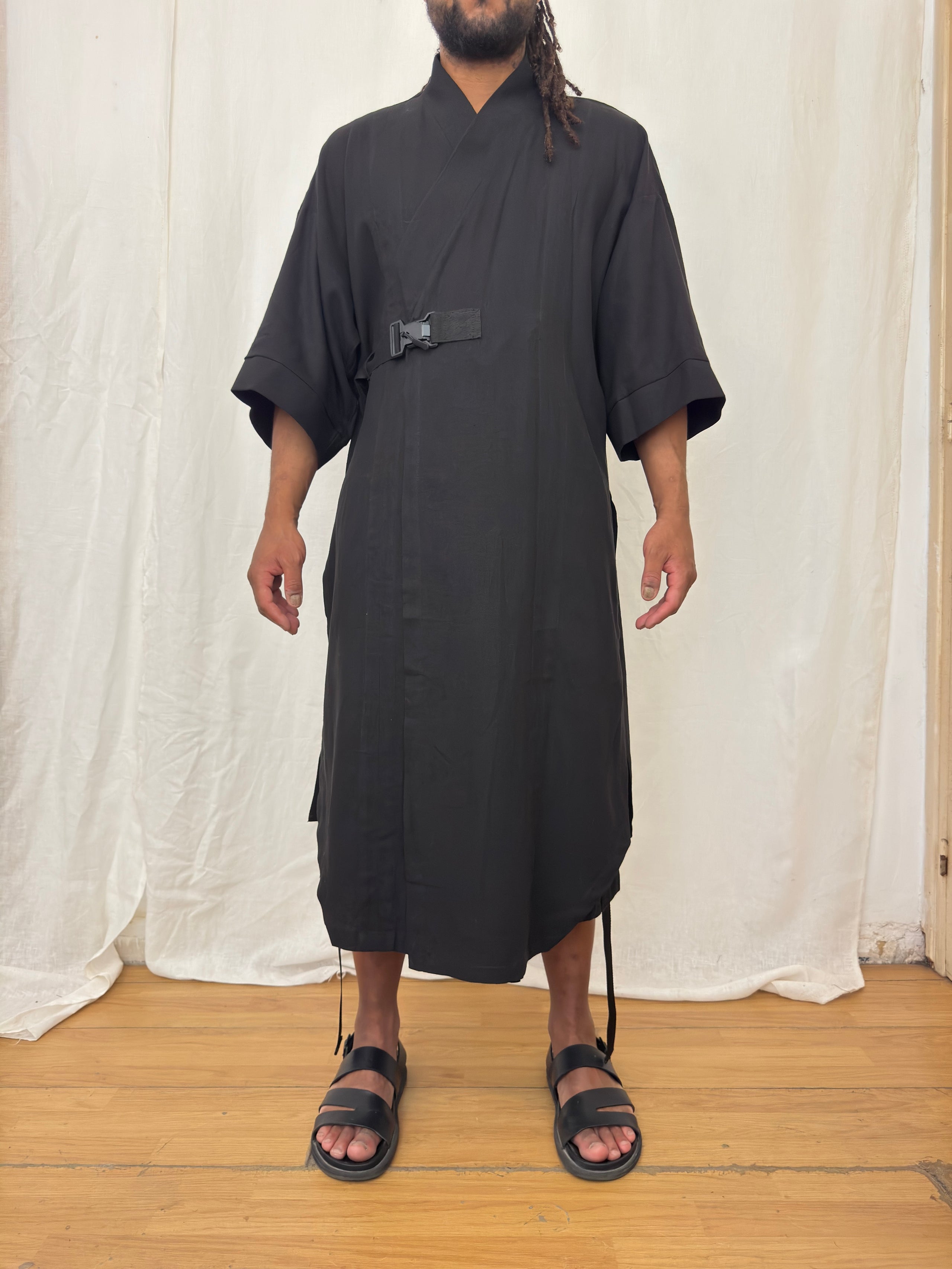 KIMONO LARGO — KATA 型