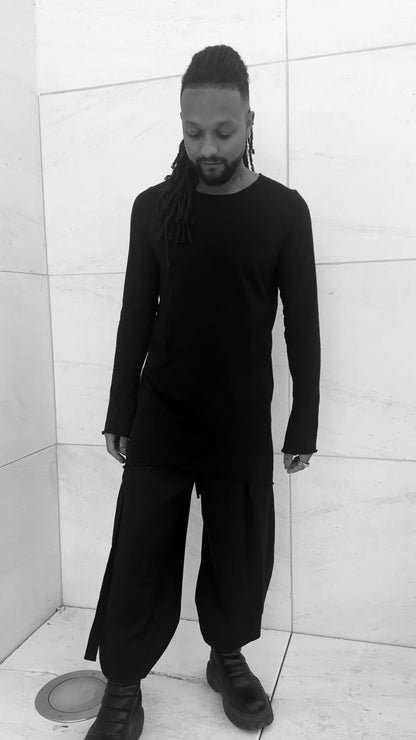 ASYMMETRIC LONG SLEEVE T-SHIRT  